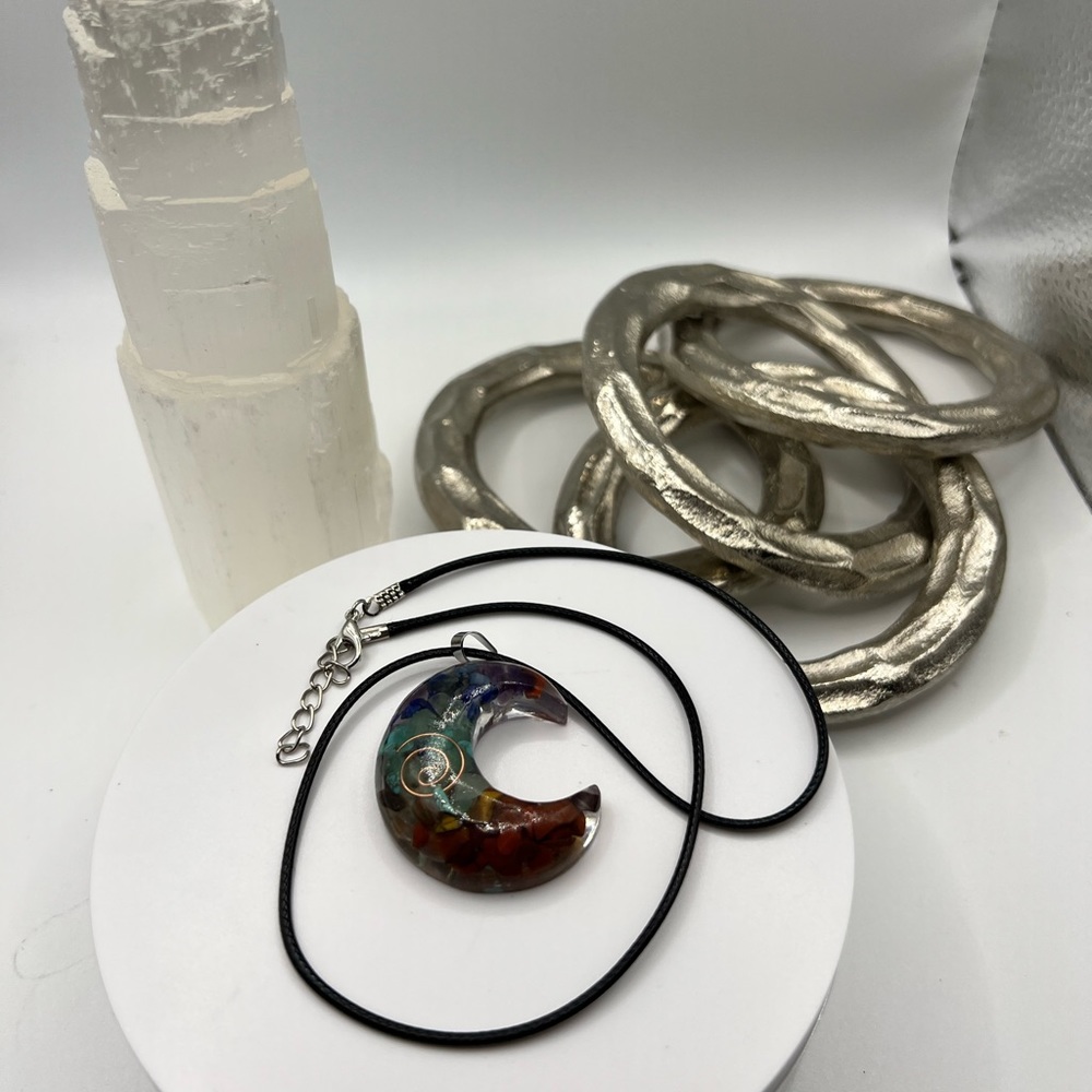Resin Pendant W/Stone Chips on Rope Cord W/ Card NEW